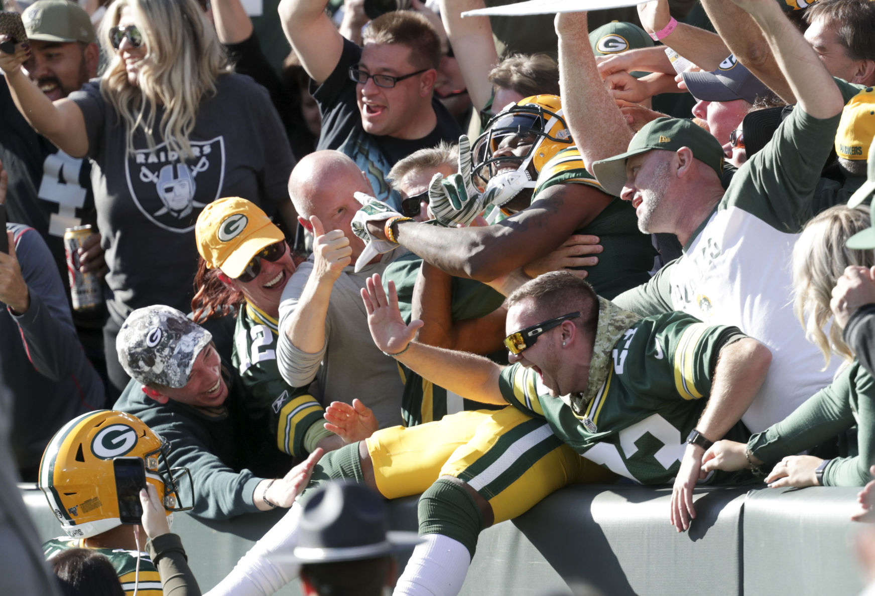 Packers 42, Raiders 24